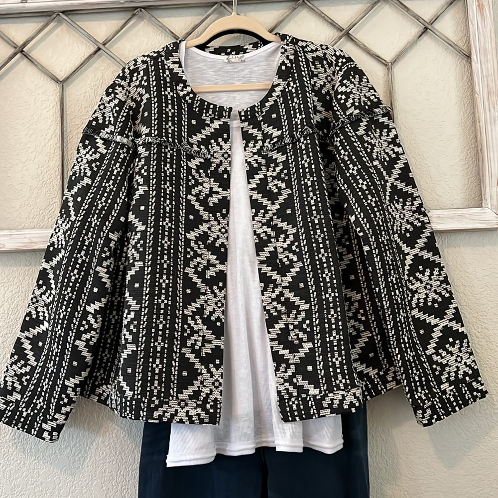 Open front open collar LS jacket